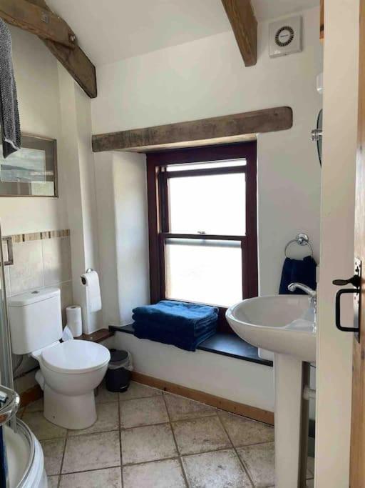 9A Viaduct Cottage - The Cosiest Bolthole In The Sw! ヘイル エクステリア 写真